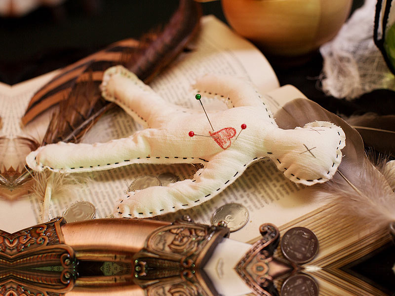 Как сделать белый приворот без последствий с помощью обряда от ведуньи в Канкунском